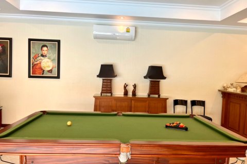 Casa de 4 dormitorios en Jomtien Beach, Pattaya, Tailandia № 243227 - foto 18