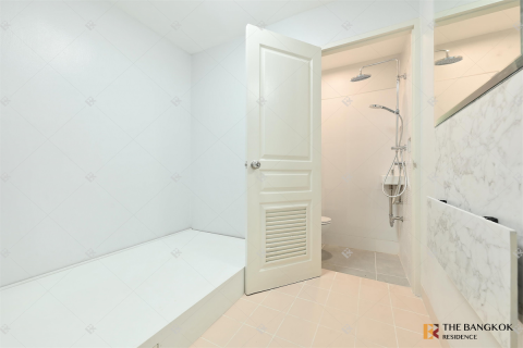 Condominio de 3 dormitorios en Bangkok, Tailandia № 234401