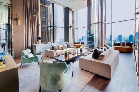 Condo in Bangkok, Thailand, 2 bedrooms № 250975 - photo 18