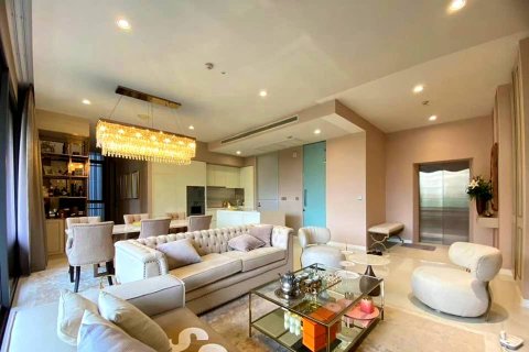 Condo in Bangkok, Thailand, 2 bedrooms № 250975 - photo 6