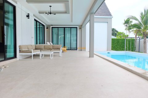 Estudio en Chonburi, Tailandia № 243513 - foto 5