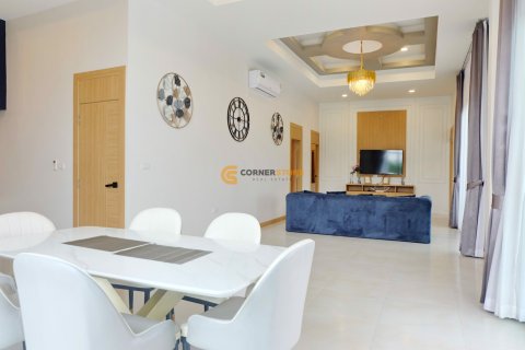 Estudio en Chonburi, Tailandia № 243513 - foto 15