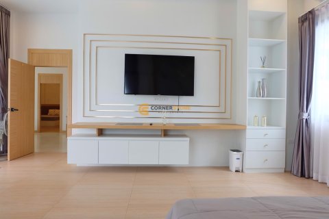 Estudio en Chonburi, Tailandia № 243513 - foto 18