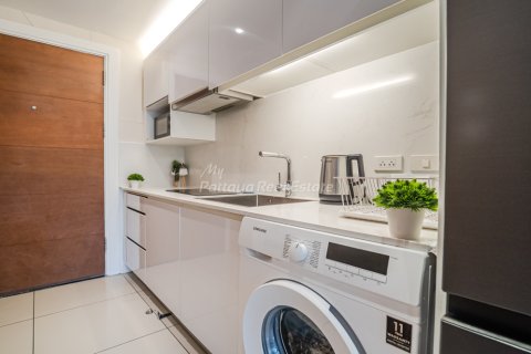 Estudio en el condominio en Bang Lamung, Tailandia № 243669