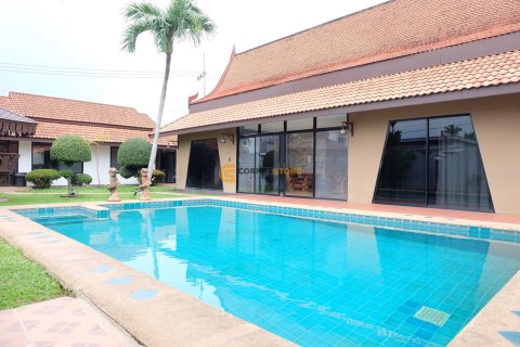 Estudio en Pattaya, Tailandia № 243512