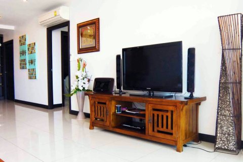Condominio de 2 dormitorios en Pattaya, Tailandia № 242246 - foto 10