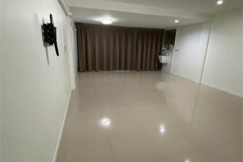 Reihenhaus in Bangkok, Thailand 2 Schlafzimmer № 249872