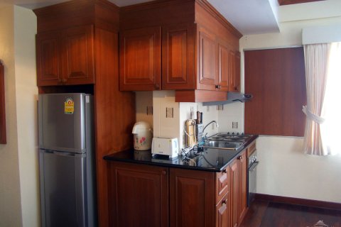 Condominio de 1 dormitorio en Jomtien Beach, Pattaya, Tailandia № 242586 - foto 2