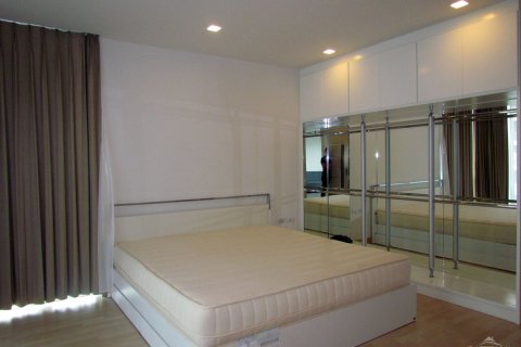 Condominio de 2 dormitorios en Pattaya, Tailandia № 242776 - foto 11