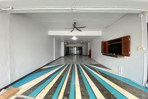 Commercial property in Chiang Mai, Thailand 240 sq.m. № 244750