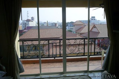 Condominio de 1 dormitorio en Pattaya, Tailandia № 242583 - foto 9