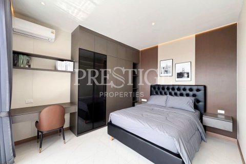 House in Pattaya, Thailand 5 bedrooms № 241668 - photo 24