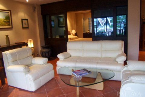 Condominio de 1 dormitorio en Jomtien Beach, Pattaya, Tailandia № 242134 - foto 3