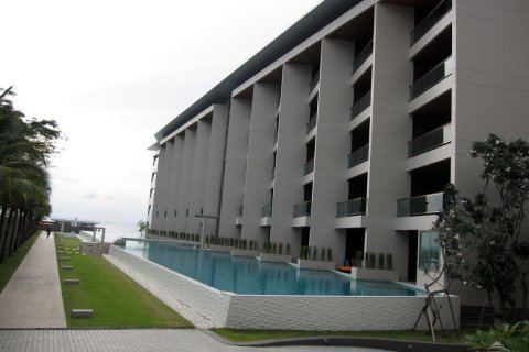 Condo in Pattaya, Thailand, 2 bedrooms  № 242626