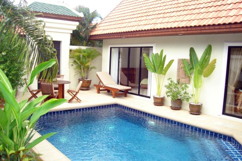 Casa de 2 dormitorios en Jomtien Beach, Pattaya, Tailandia № 243071 - foto 3