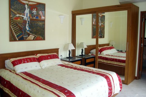 Casa de 2 dormitorios en Jomtien Beach, Pattaya, Tailandia № 243071 - foto 18
