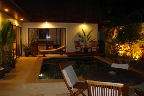 Casa de 2 dormitorios en Jomtien Beach, Pattaya, Tailandia № 243071 - foto 20