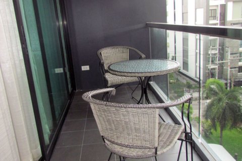 Condo in Pattaya, Thailand, 2 bedrooms  № 242316 - photo 4