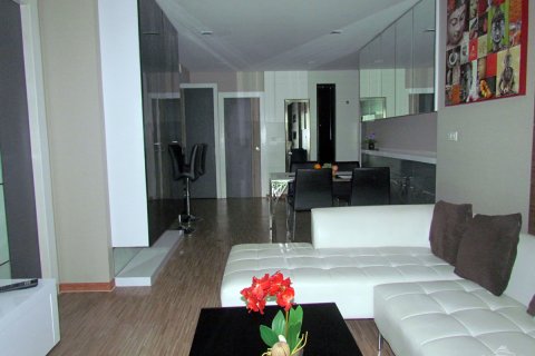 Condo in Pattaya, Thailand, 2 bedrooms  № 242316 - photo 6