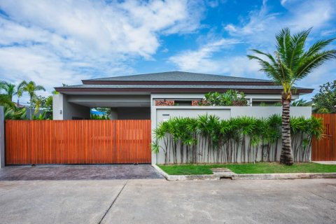 Casa de 3 dormitorios en Bang Tao, Tailandia № 120805 - foto 27