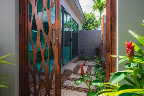 Casa de 3 dormitorios en Bang Tao, Tailandia № 120805 - foto 22
