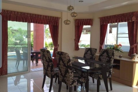 Haus in Pattaya, Thailand 3 Schlafzimmer № 243171 - Foto 4