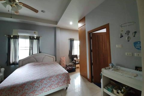 Haus in Pattaya, Thailand 3 Schlafzimmer № 243171 - Foto 15