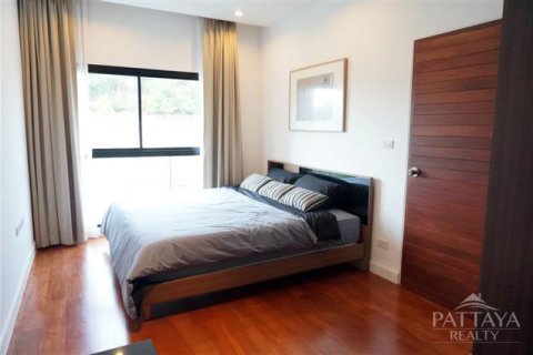 Condo in Pattaya, Thailand, 2 bedrooms № 242286 - photo 10