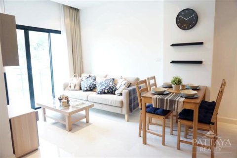 Condo in Pattaya, Thailand, 2 bedrooms № 242286 - photo 2