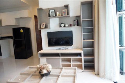 Condo in Pattaya, Thailand, 2 bedrooms № 242286 - photo 6