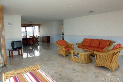Eigentumswohnung in Pattaya, Thailand, 3 Schlafzimmer  № 242438 - Foto 15