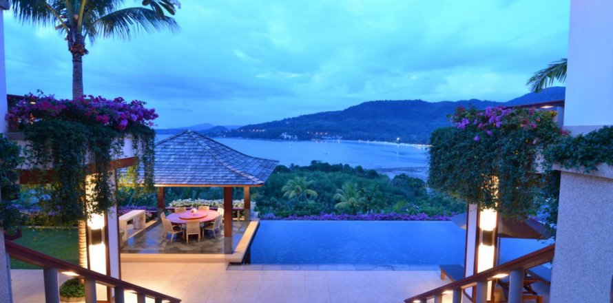 Haus in Kamala, Thailand 5 Schlafzimmer № 3815