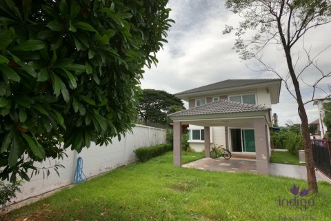 Casa de 3 dormitorios en Chiang Mai, Tailandia № 244825 - foto 4