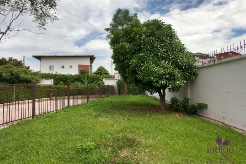 Casa de 3 dormitorios en Chiang Mai, Tailandia № 244825 - foto 3