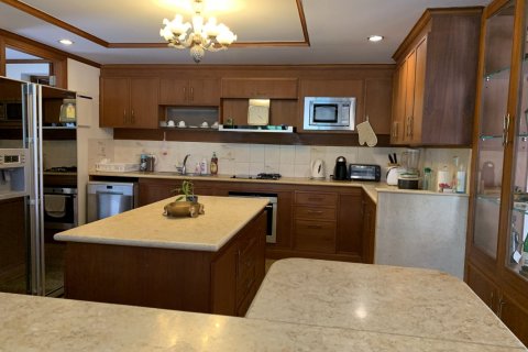 Casa de 4 dormitorios en Bang Tao, Tailandia № 125601 - foto 6