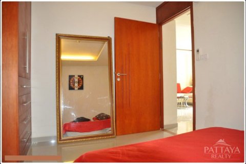 Condominio de 2 dormitorios en Pattaya, Tailandia № 242204 - foto 4