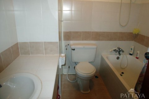 Condominio de 2 dormitorios en Jomtien Beach, Pattaya, Tailandia № 242592