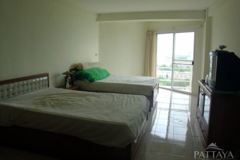 Condominio de 2 dormitorios en Jomtien Beach, Pattaya, Tailandia № 242592 - foto 2
