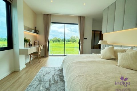 House in Hang Dong, Thailand 4 bedrooms № 241691 - photo 8