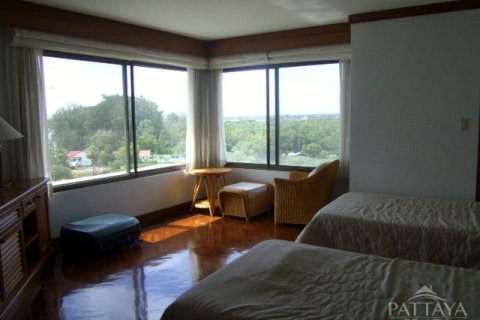 Condominio de 4 dormitorios en Pattaya, Tailandia № 242131 - foto 11