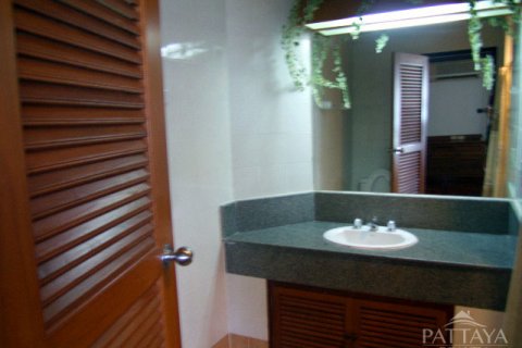 Condominio de 4 dormitorios en Pattaya, Tailandia № 242131 - foto 3