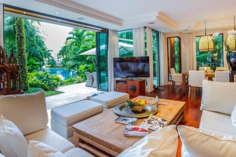 Casa de 5 dormitorios en Surin, Tailandia № 3843 - foto 14