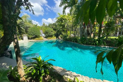Casa de 5 dormitorios en Surin, Tailandia № 3843 - foto 23