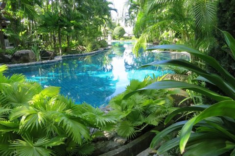 Casa de 5 dormitorios en Surin, Tailandia № 3843 - foto 13