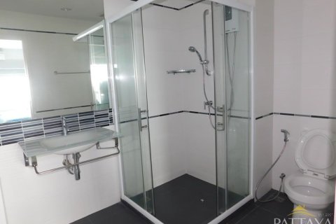 Condominio de 1 dormitorio en Pattaya, Tailandia № 242475 - foto 6