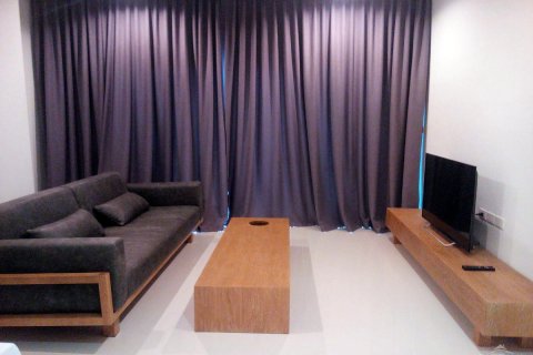 Condominio de 2 dormitorios en Pattaya, Tailandia № 242287 - foto 2
