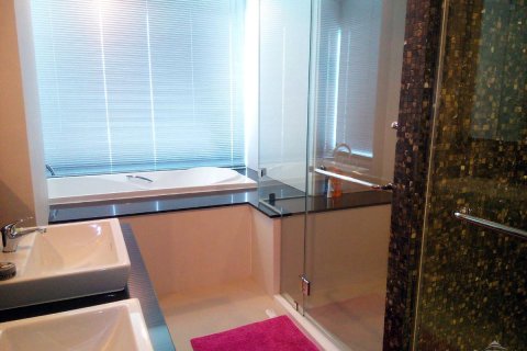 Condominio de 2 dormitorios en Pattaya, Tailandia № 242287 - foto 12