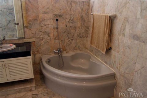 Haus in Pattaya, Thailand 3 Schlafzimmer № 243240 - Foto 12