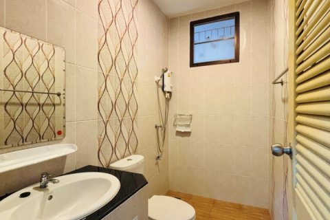 House in Mae Rim, Thailand 3 bedrooms № 241692 - photo 10