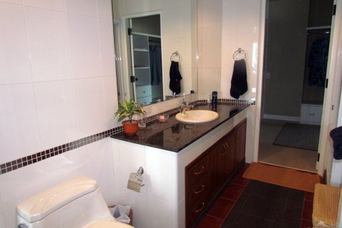 Condominio de 1 dormitorio en Pattaya, Tailandia № 242968 - foto 8